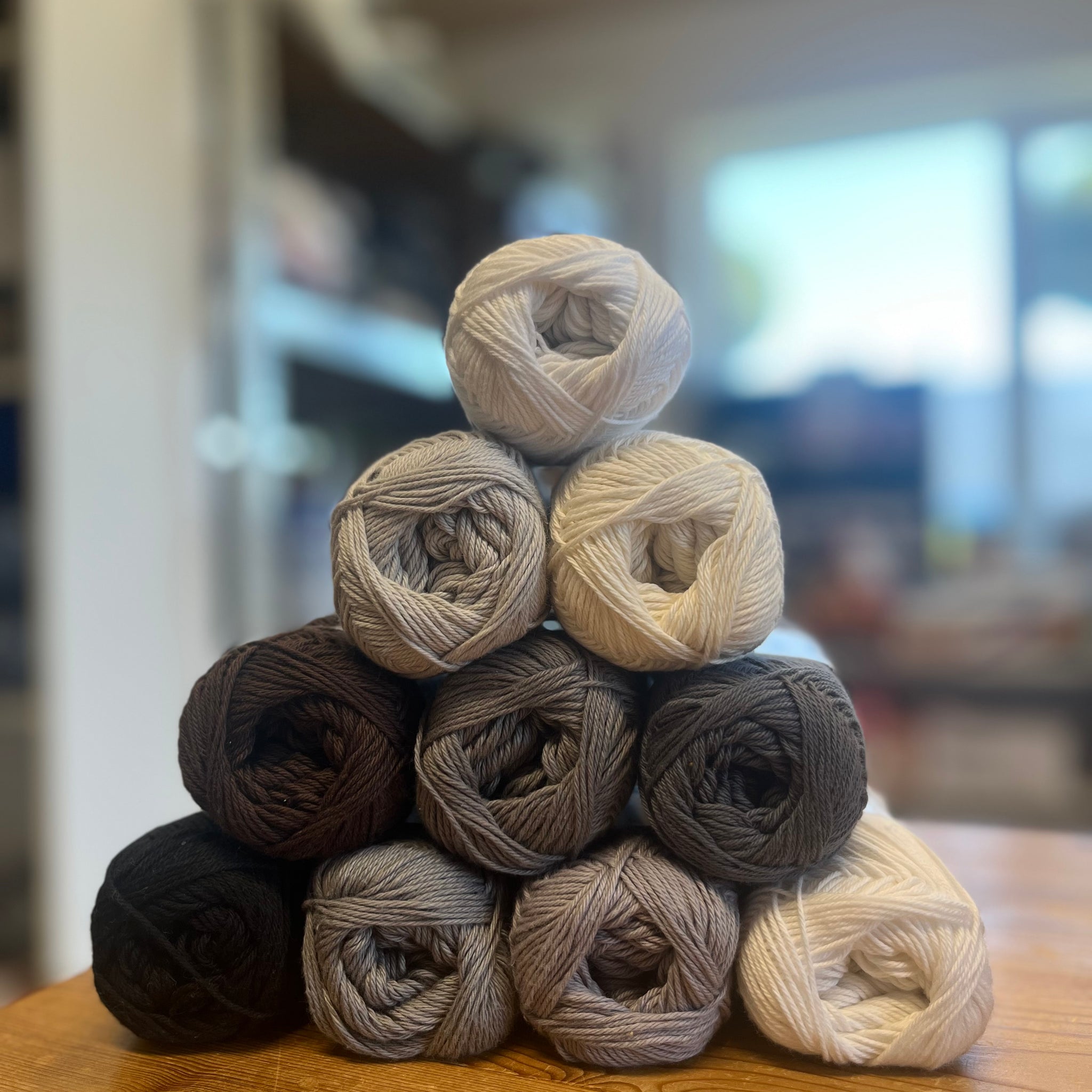 Bomuld 8/4 🧶 Gråmix